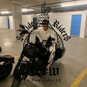 Meet your Posher, Monique